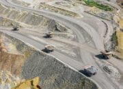 “Amman Mineral dalam Krisis: Rugi Rp 2,9 T, Investasi di Ujung Pisau”