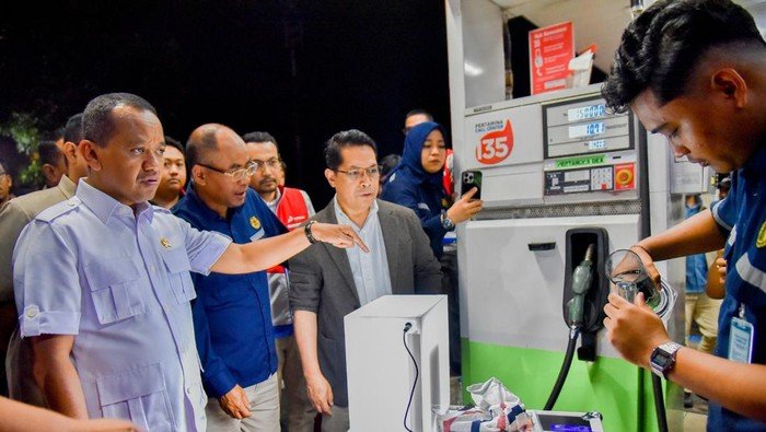 Bahlil Turunkan Tim ESDM ke Jatim, Usut Dugaan BBM Dicampur Air: Pelanggaran besar di industri energi?