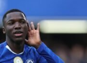 “Caicedo Dianggap Gelandang Bertahan Terbaik di Dunia, Setara Rodri: Apakah Ini Kejutan Besar?”