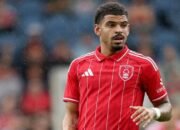 Dari Tendangan Sudut, MU Raih Dua Gol, Nottingham Forest Menyesal!