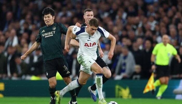 Kala Micky van de Ven Cosplay Jadi Messi: Gol Solo Run yang Membuat Dunia Sepakbola Terkejut!