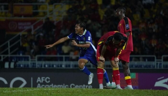 **Ini Penyebab Persib Telat Panas Lawan Selangor FC: Adaptasi Cuaca Jadi Kunci**