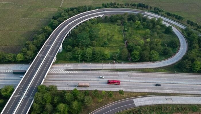 Kualitas Jalan Tol Bergerak, PU Perketat Aturan Baru!