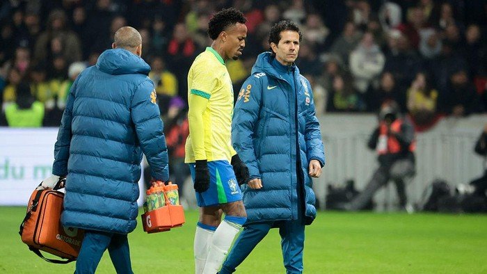 Edero Militao Cedera, Real Madrid Kehilangan Bek Andalan