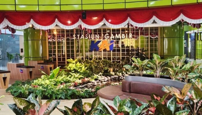 “Tebas Tiket 30%: Daftar Kereta Pasar Senen & Gambir untuk Bisnis yang Lebih Cerdas”