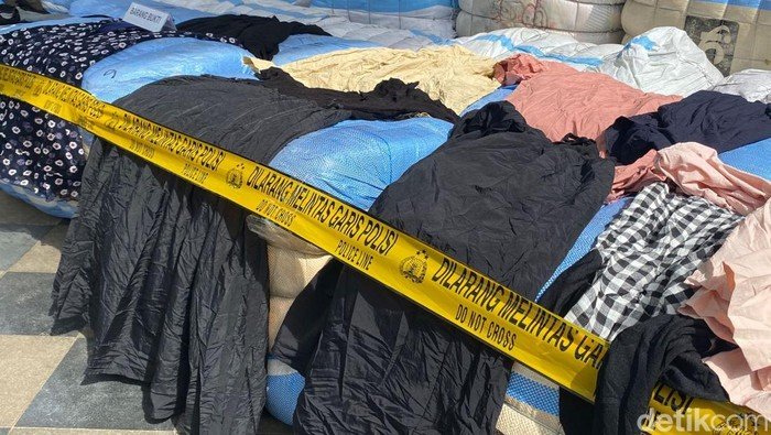 Tak Bisa Dilegalkan, Pedagang Pakaian Bekas Kebanjiran Masalah
