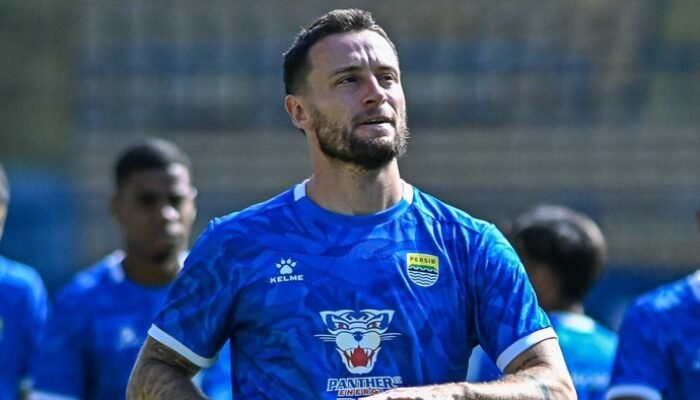 ACL 2: Persib Targetkan Imbang, Klok Berambisi Raup Kemenangan!