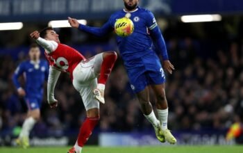 “Arsenal vs Chelsea: Pertarungan untuk Puncak Klasemen, Jadwal Liga Inggris Menentukan!”