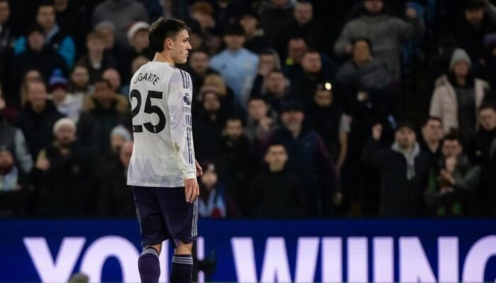 “Carrick: Tak Ada Masalah dengan Ugarte, Namun Pemain Ini Jadi Sorotan karena Alasan Mengejutkan!”