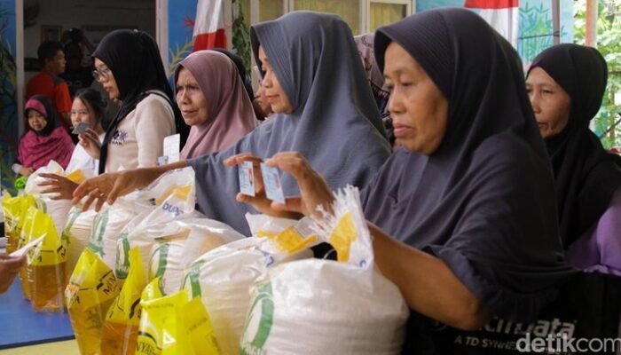 “Beras dan Minyak Goreng, Pemerintah Pastikan Tak Ada Penundaan!”