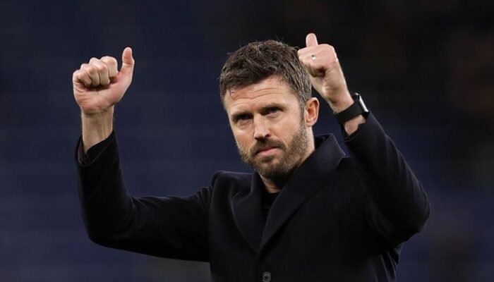 “Rekor 10 Laga Cepat, Sat Set! Carrick Tanggalkan Rintangan Amorim”