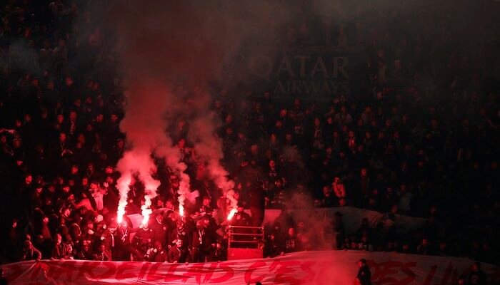Waduh! Mason Greenwood dan Rekan-rekan Bakal Dihantam Flare, Apakah Ini Krisis?