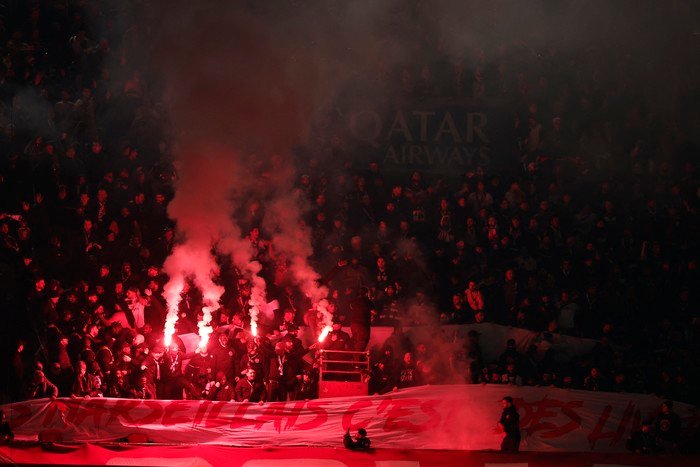 Waduh! Mason Greenwood dan Rekan-rekan Bakal Dihantam Flare, Apakah Ini Krisis?