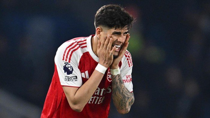 Pelatih Brighton, Hincapie, Mengomentari Performa Arsenal: 