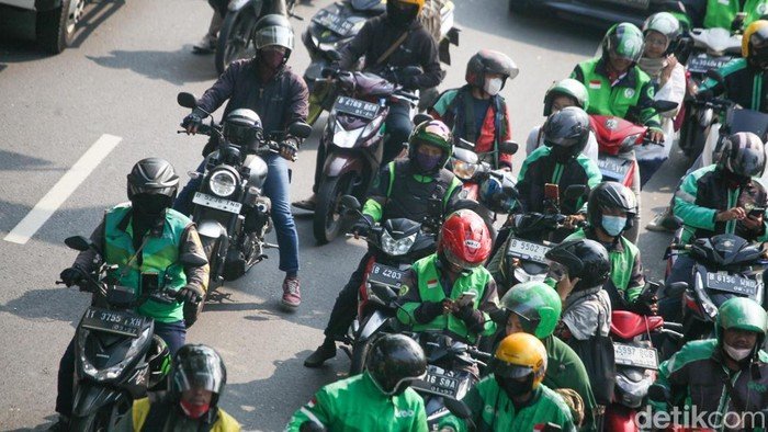 Lengkap! Segini 'THR' Driver Gojek, Grab, dan Maxim: Investasi cerdas untuk loyalitas mitra?