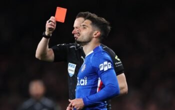 Pedro Neto Diadukan FA: Kartu Merah yang Jadi Titik Kritis di Premier League