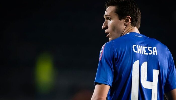 Dari Tepi Ke Timnas: Apakah Chiesa Siap Rebut Posisi di Italia?