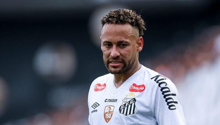 Neymar Dikritik Koki Pribadinya因 Jam Kerja yang Berlebihan