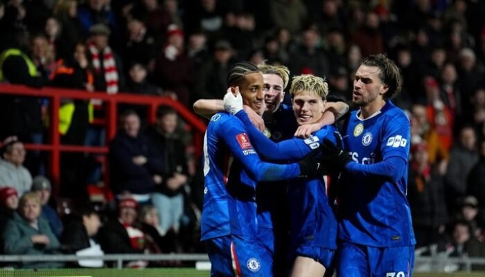 Rosenior: Chelsea Beruntung Kalahkan Wrexham dalam Pertandingan Menegangkan
