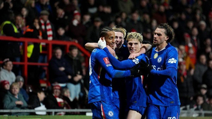 Rosenior: Chelsea Beruntung Kalahkan Wrexham dalam Pertandingan Menegangkan