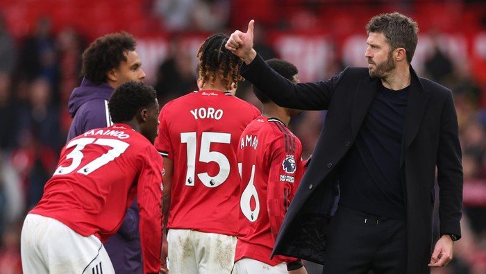 MU Melaju di Old Trafford, Carrick Gantikan Legenda di Daftar Elite! ππ₯