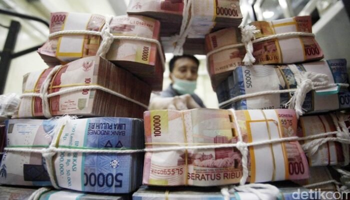 “Potong Gaji Pejabat, Istana Sampaikan Kabar Terbaru yang Bikin Heboh!”