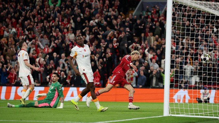 Liverpool Vs Galatasaray: The Reds Gemburkan Eropa dengan Kemenangan 4-0!